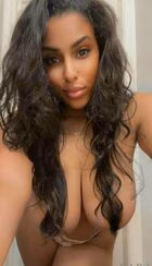 Weloveriri nude OnlyFans girl