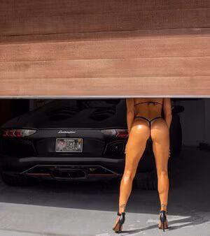 Victoria Broshkina #4822130