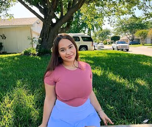 Ellie Johnston #1353210