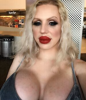 Juliettestray #2250448