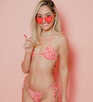 Leslie Machin #2662021