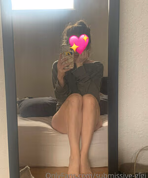 Submissive-gigi #4417447