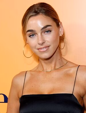 Elizabeth Turner #1331746